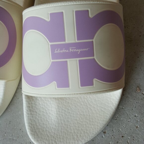 Salvatore ferragamo ! Slids ( 11 ) - Picture 2 of 5